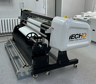 iECHO VK-1700, продольно-поперечный резак (выставочный экземпляр)